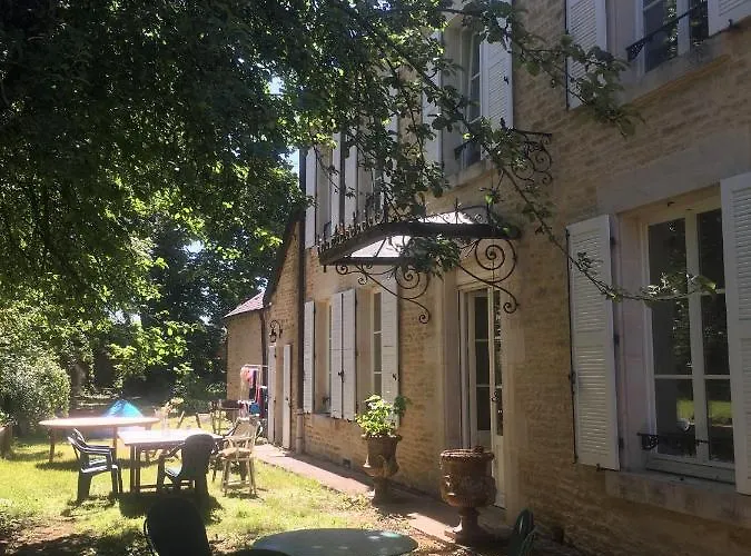 Grande Et Belle Demeure * Prez-sous-Lafauche